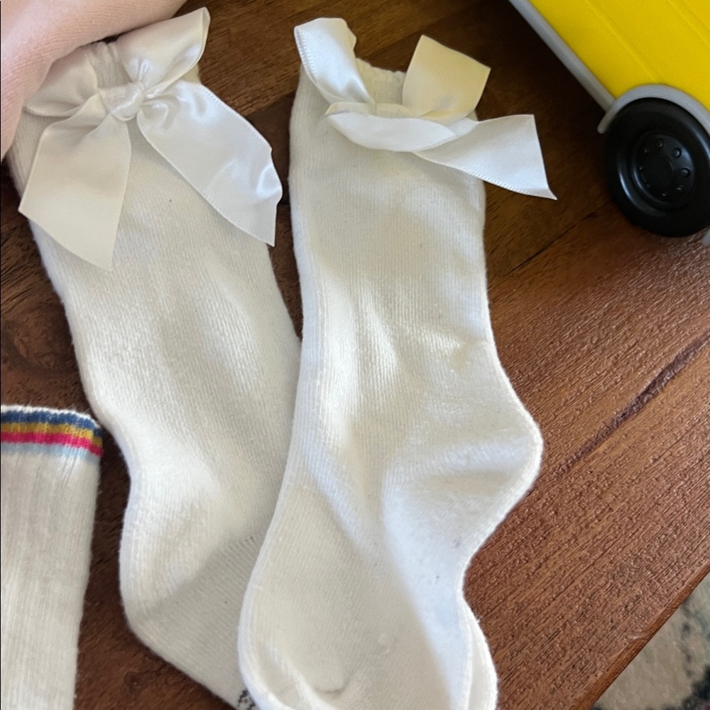 Carter’s set. - Picture 10 of 16